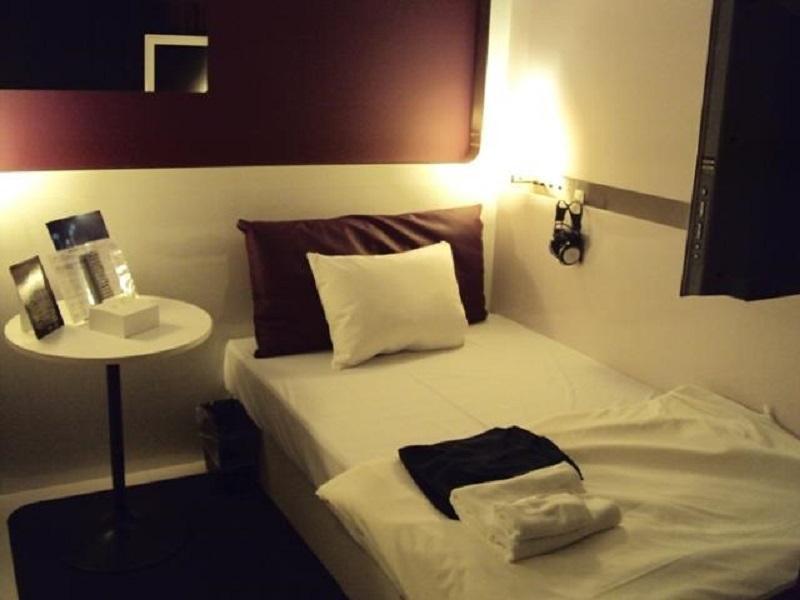 First Cabin Kyoto Karasuma For Women 외부 사진