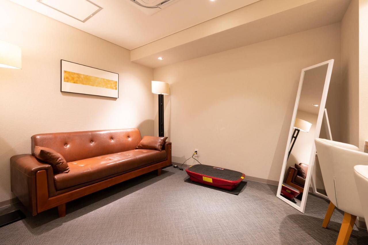 First Cabin Kyoto Karasuma For Women 외부 사진